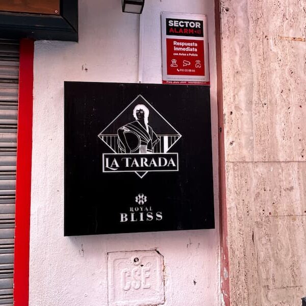 latarada-cartel-comerensevilla