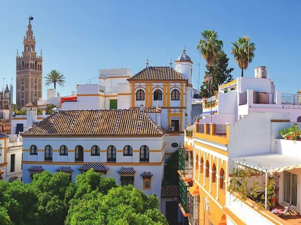 Bares en Sevilla para donde disfrutar platos típicos