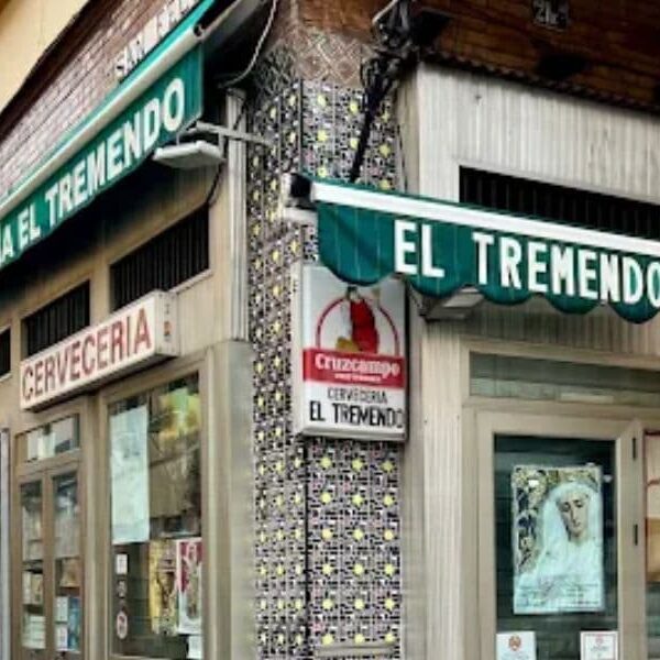 Exterior Cervecería El Tremendo