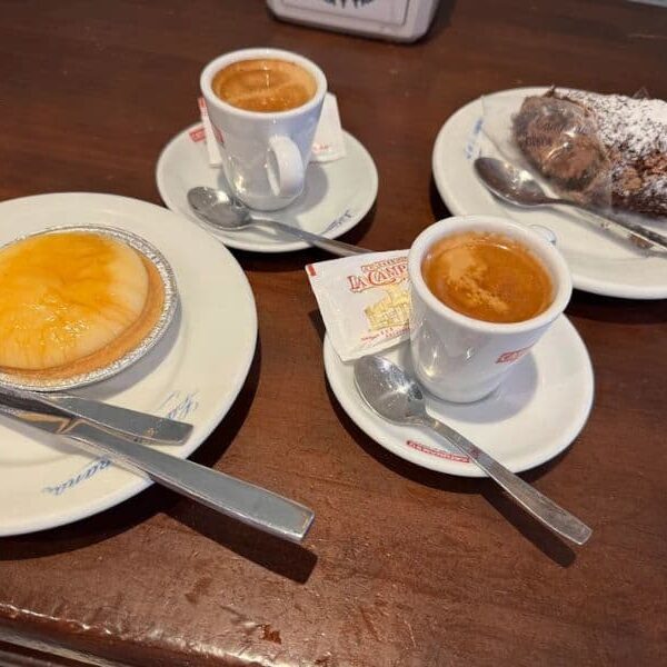 merendar en cafeteria en sevilla