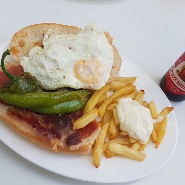 Café - Bar En Cá Reyes