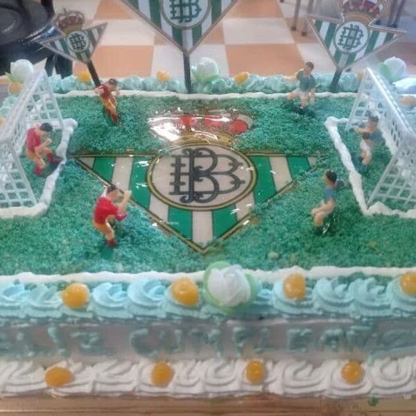 Tarta personaliza Cafetería Pastelería Martínez Nene Cerro Amate