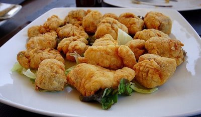 plato con cazón en adobo
