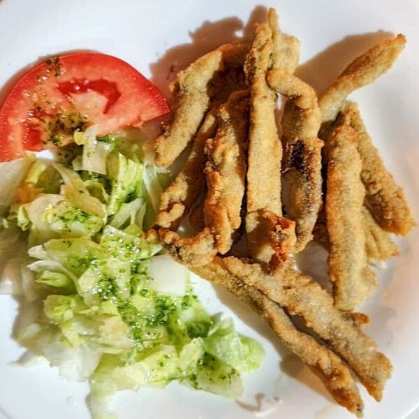 comer boqueron frito en sevilla
